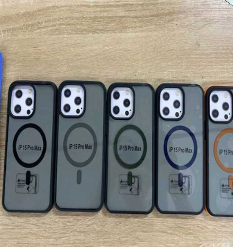 Akrilik Magsafe Özellikli Lens Koruma Çerçeveli Kılıf