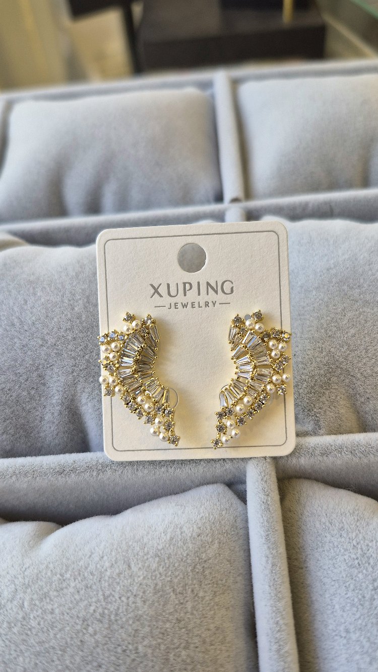 Xuping, Taşlı Ve İncili Kanat Küpe (14K Gold Renk)