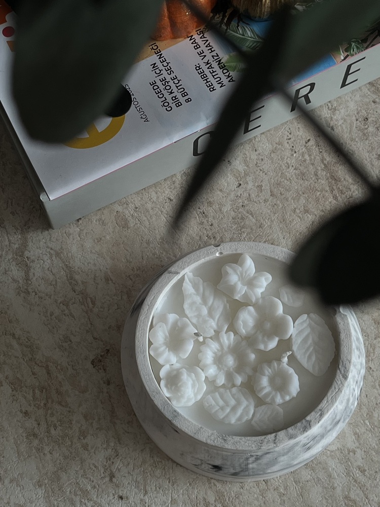 Akuaes Floral Marble