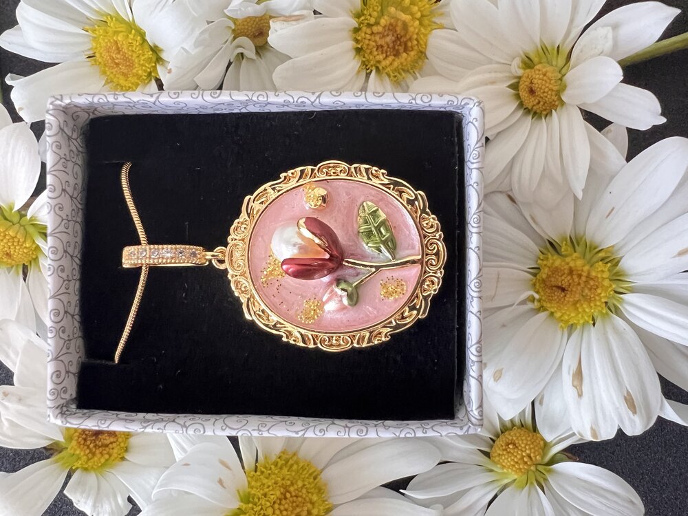 İnci Laleli Sanat Kolye