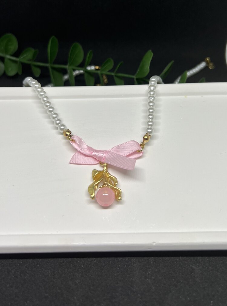 Pembe Kurdeleli İnci Kolyemiz