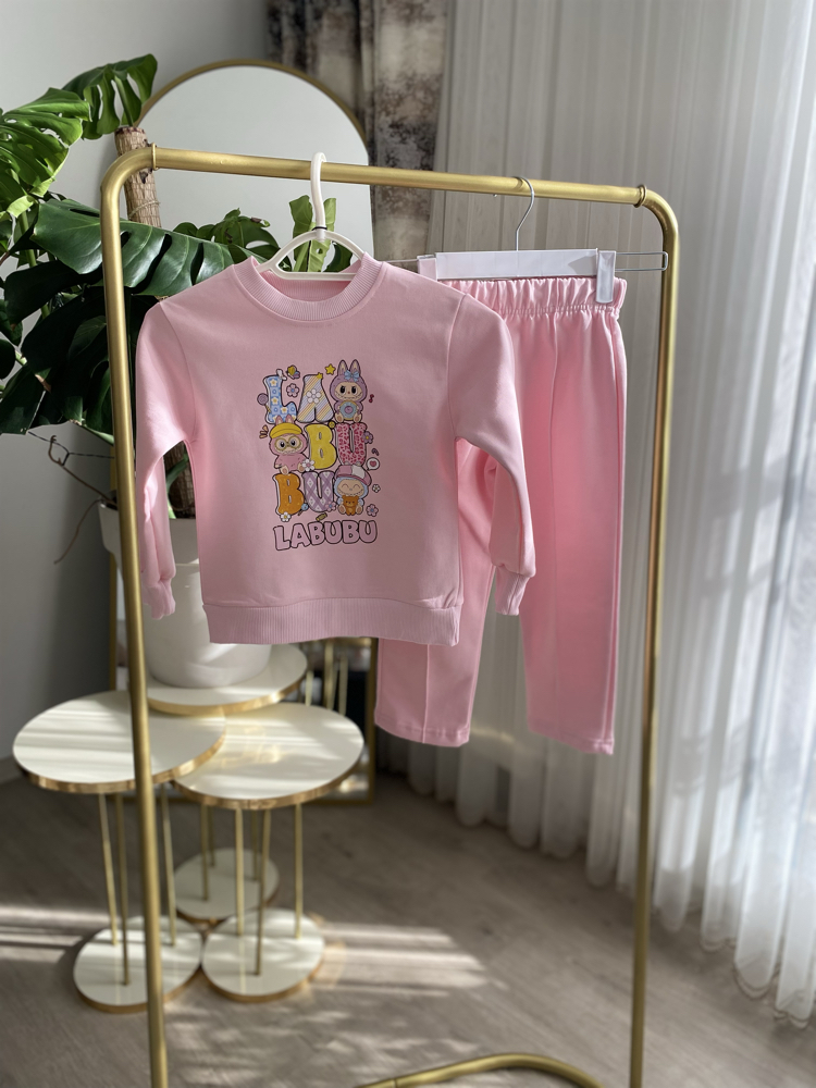 Pembe Labubu Baskılı Takım