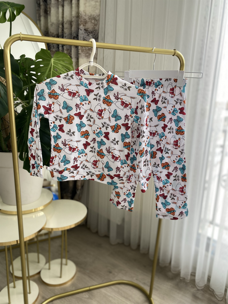 Kız Çocuk Kelebek Desenli Pijama Takımı