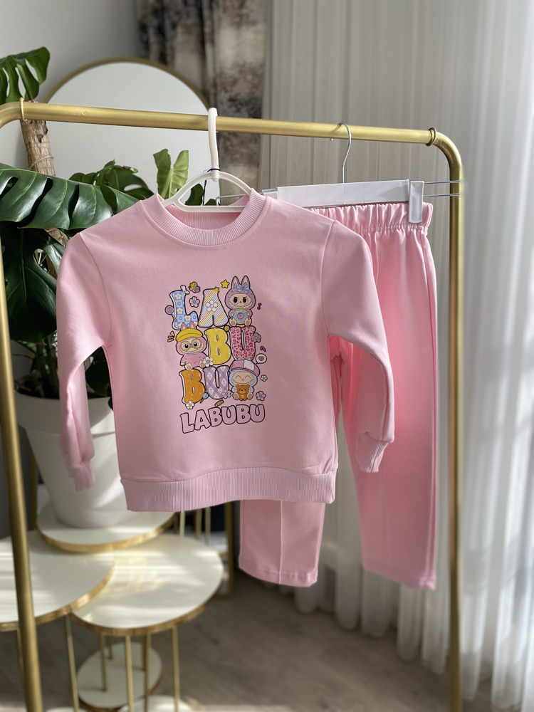 Pembe Labubu Baskılı Takım
