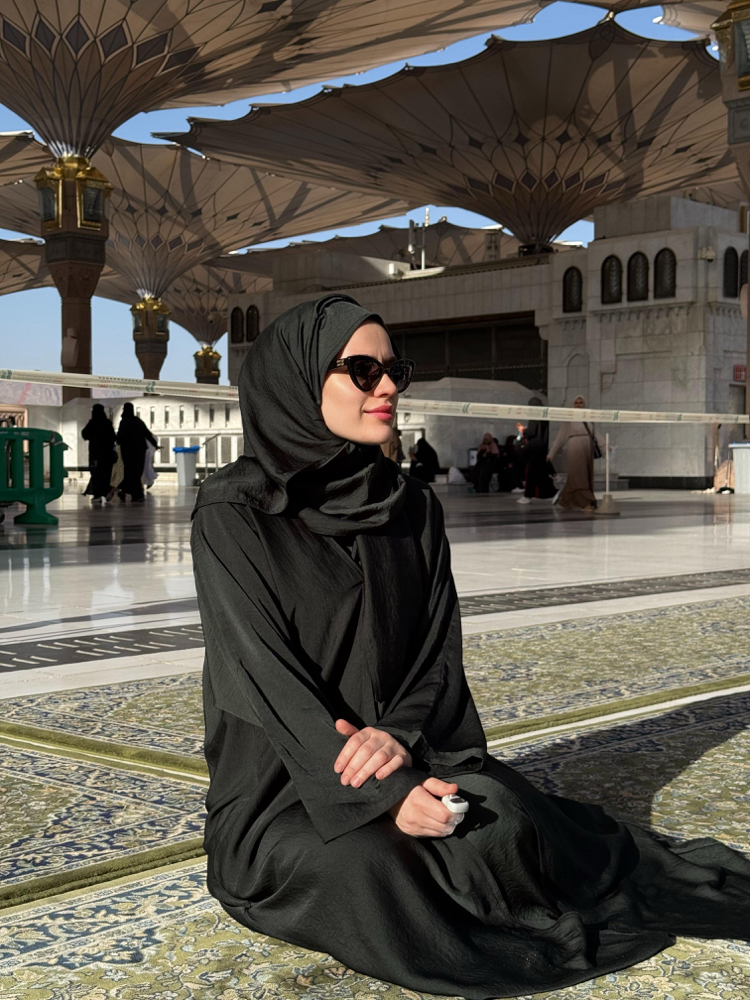 Arabian Abaya
