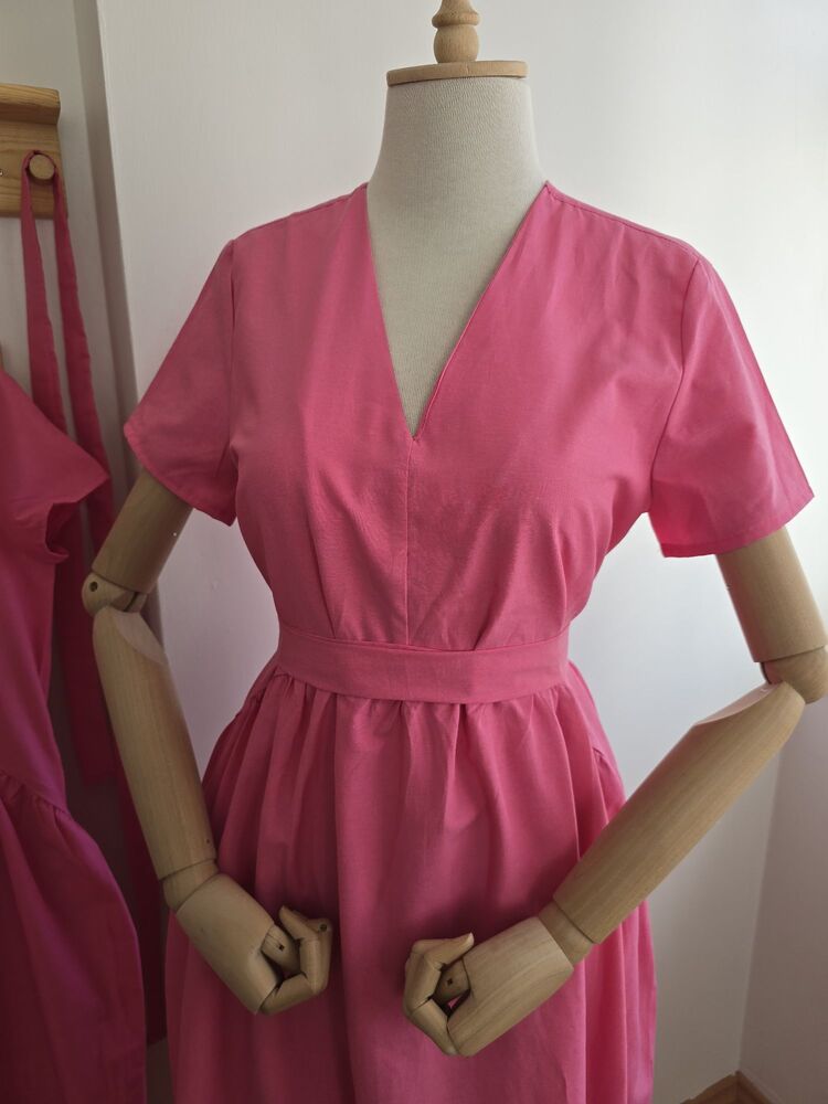 Pembe Lüks kalite Kemerli Elbise(beden seçimi için açıklamayı okuyun)