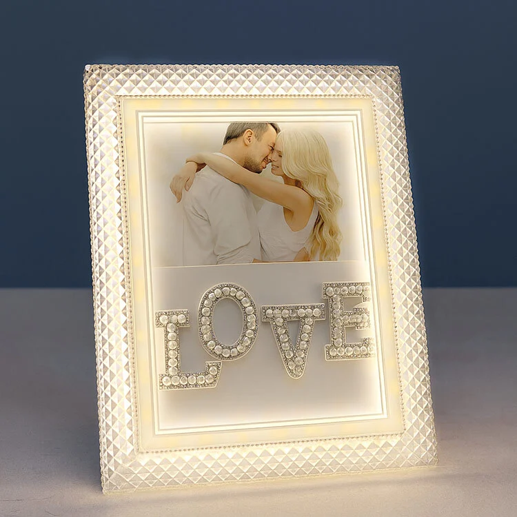 Fotoğraf Çerçevesi - Led Işıklı İnci Taşlı Love Yazılı Foto Çerçeve