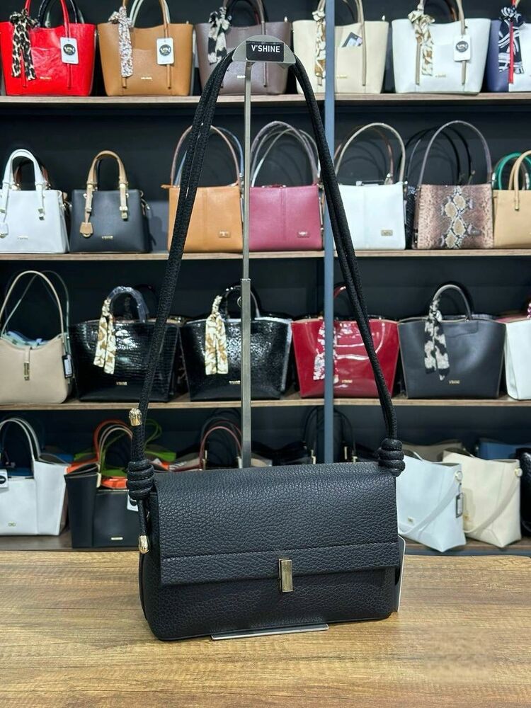Bağcık Detaylı Çapraz Çanta Siyah