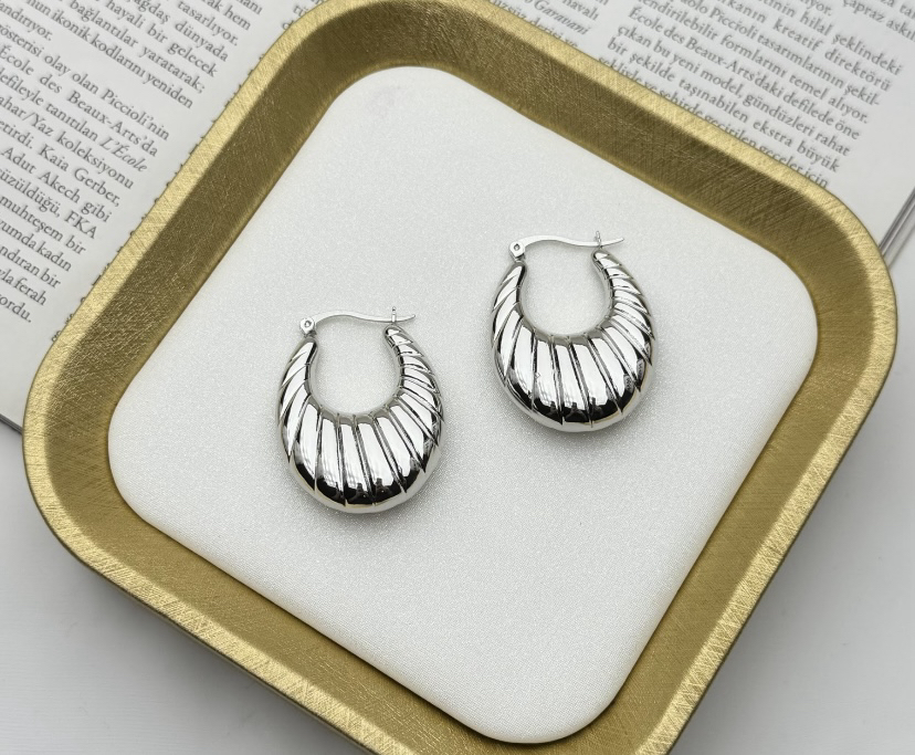 Silver küpe 