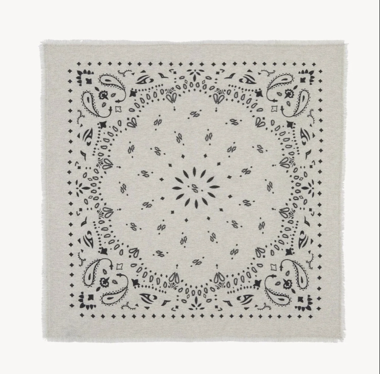 Kujten Large Bandana Hachiko Oats White