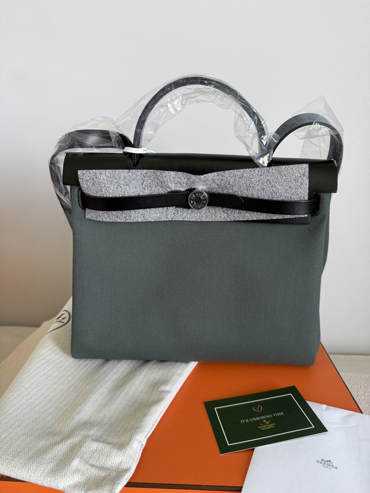Hermès Herbag 31 Vert Mangrove / Noir