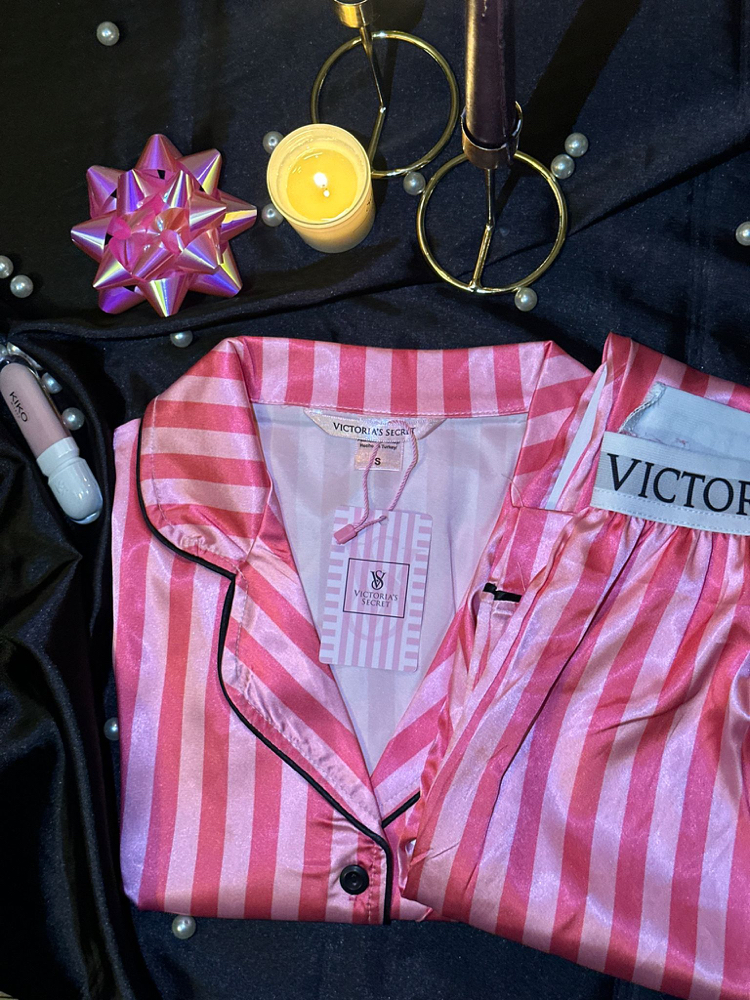 Şeker Pembe VS Pijama Takımı