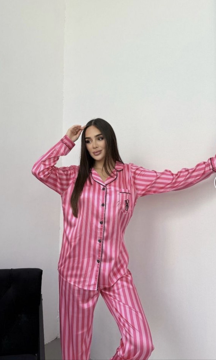 Şeker Pembe VS Pijama Takımı