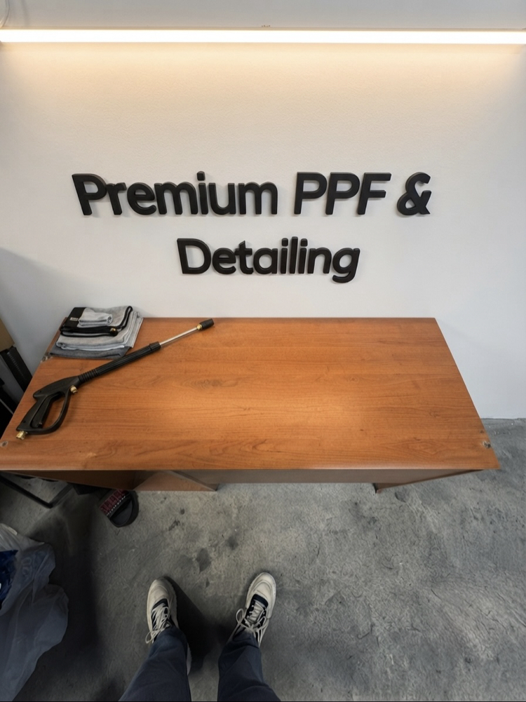 Premium PPF & Detailing - Duvar Yazısı