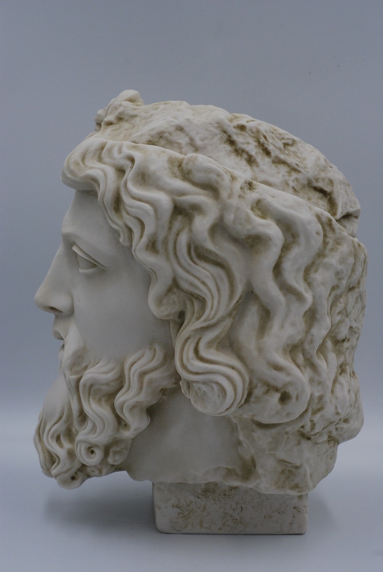 TANRILAR KRALI ZEUS HEYKELİ