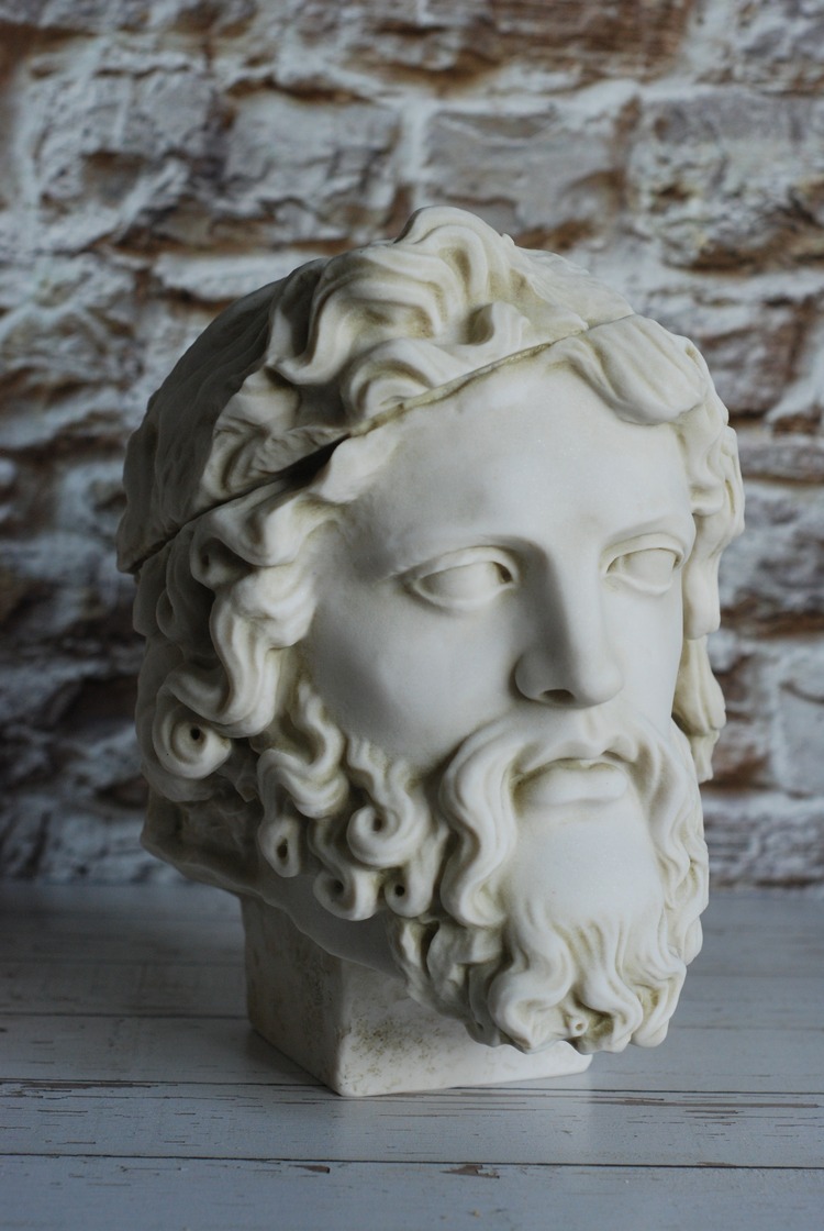 TANRILAR KRALI ZEUS HEYKELİ