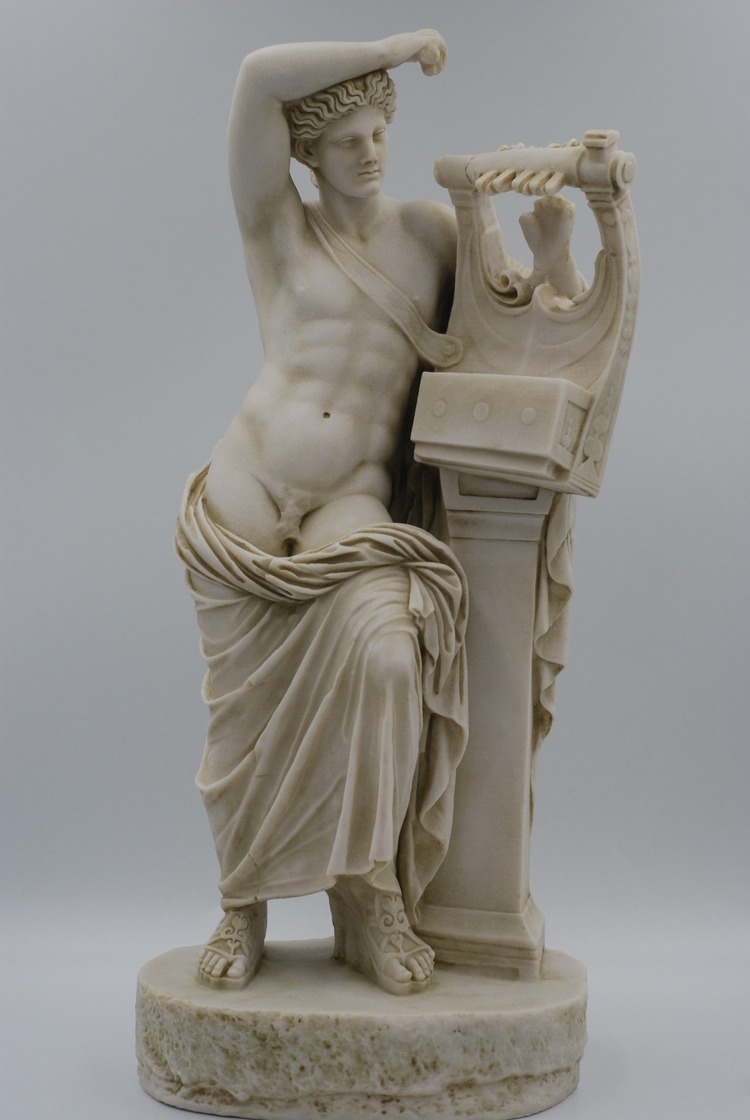 APOLLON HEYKELİ