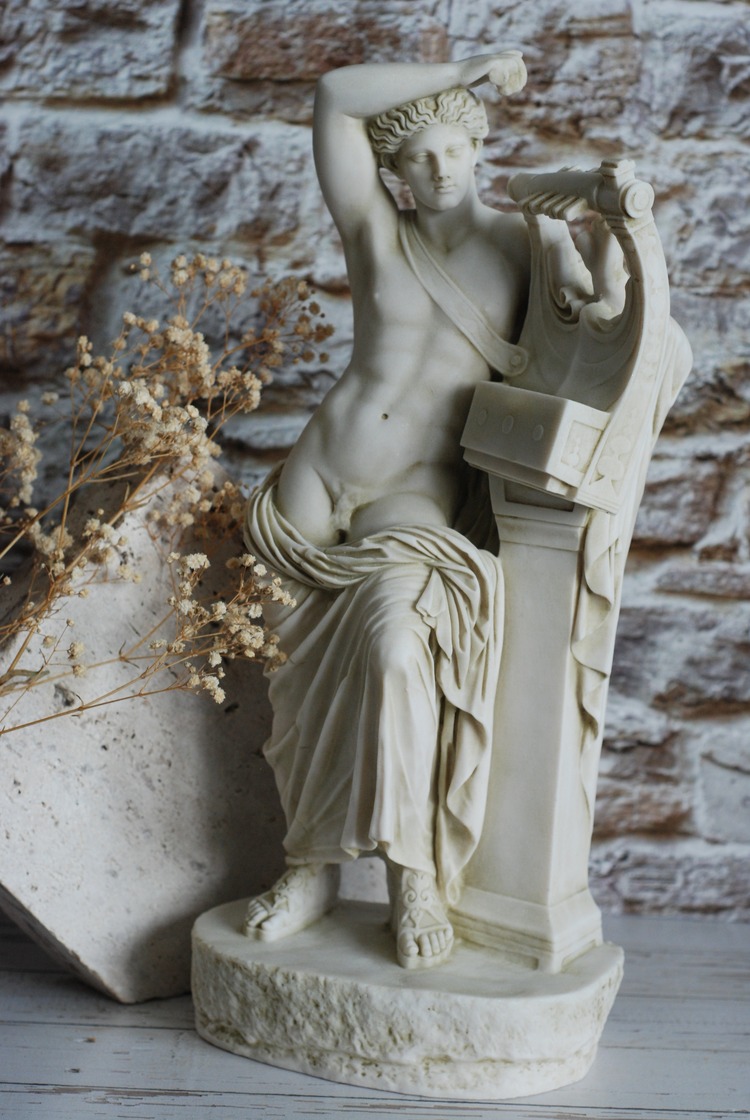 APOLLON HEYKELİ