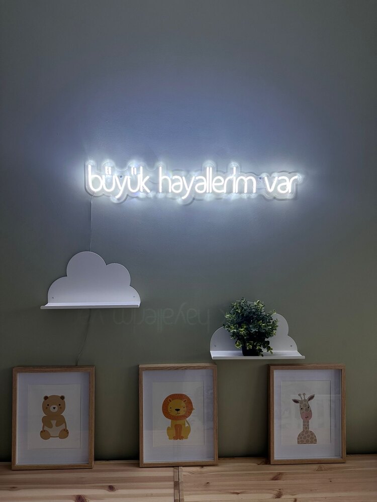 Büyük Hayellerim Var