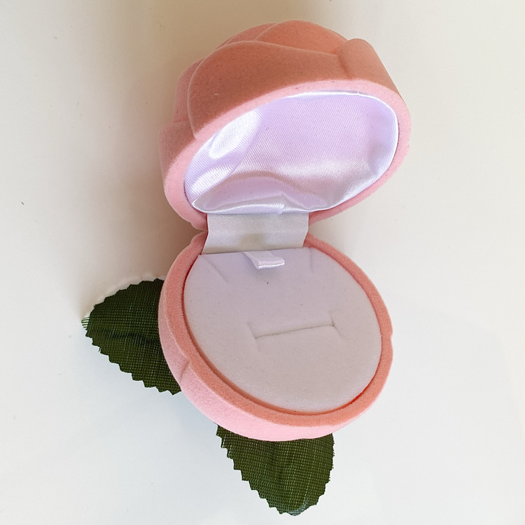 Pembe Gül Hediye Kutusu