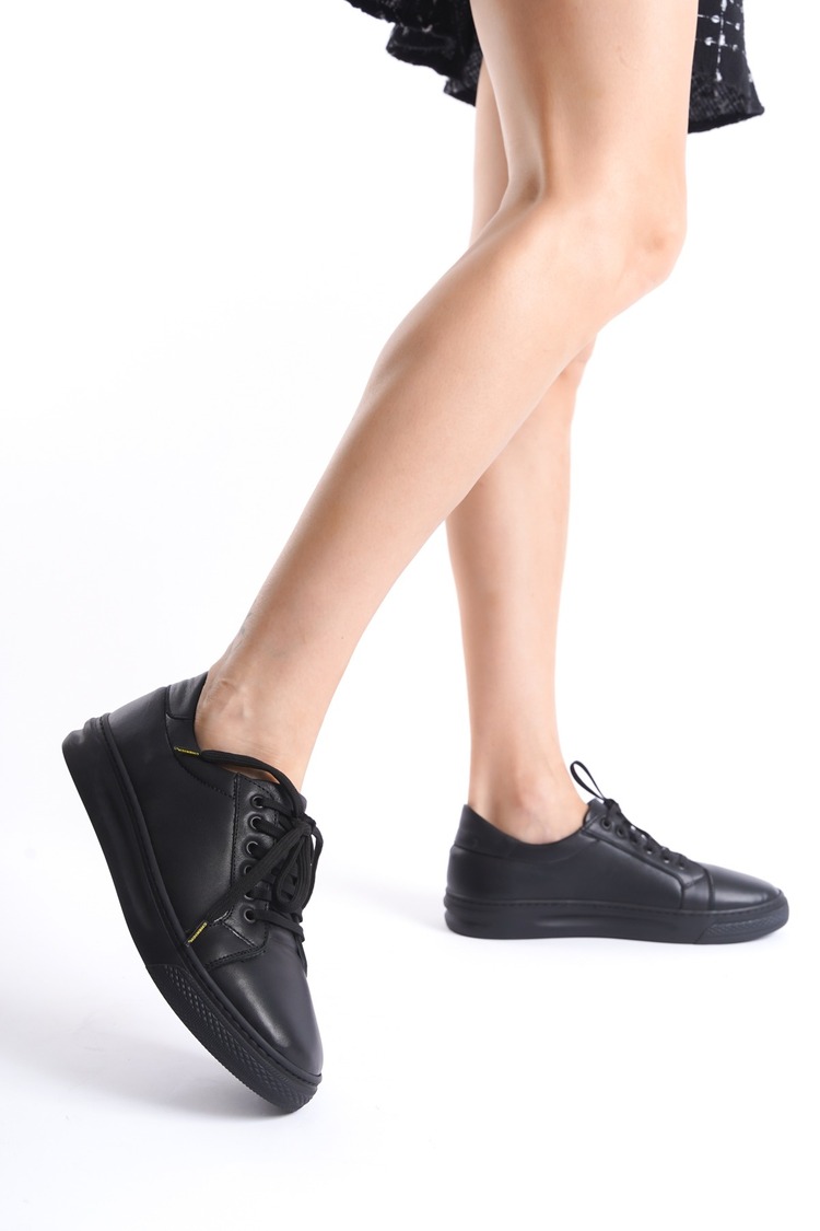 Hakiki Deri Siyah Kadın Sneaker Ayakkabı