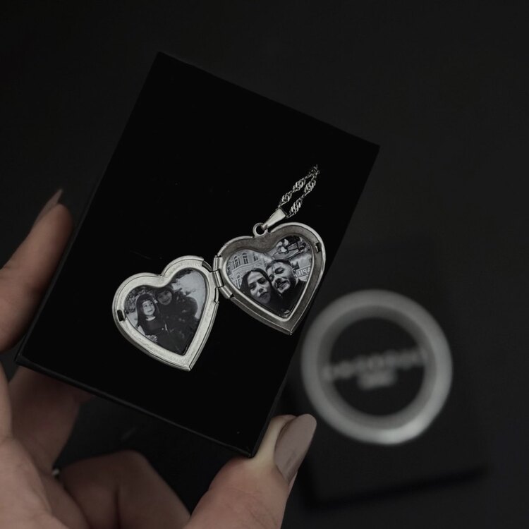 silver fotoğraflı kalp kolye