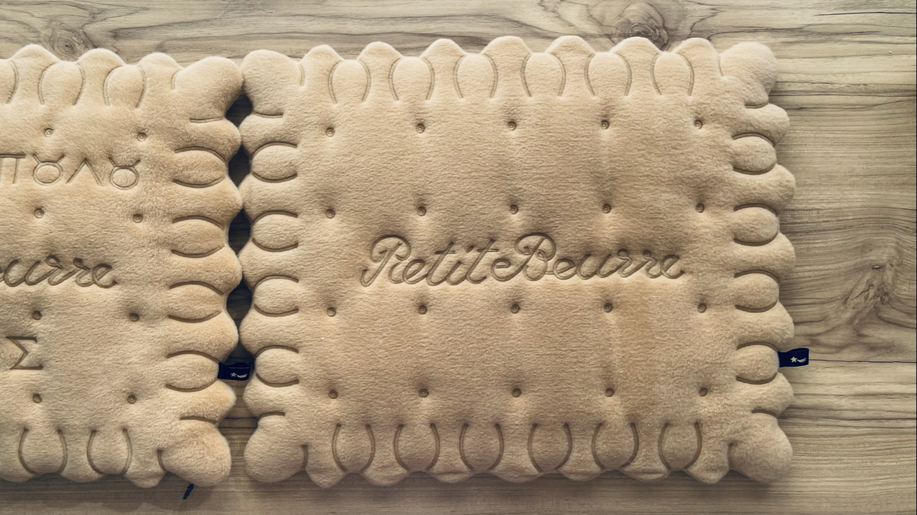 Petite Beure Pillow