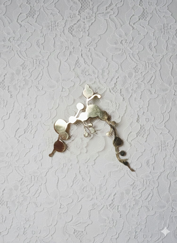 İnci tanesi - Broş I String of pearls - Brooch