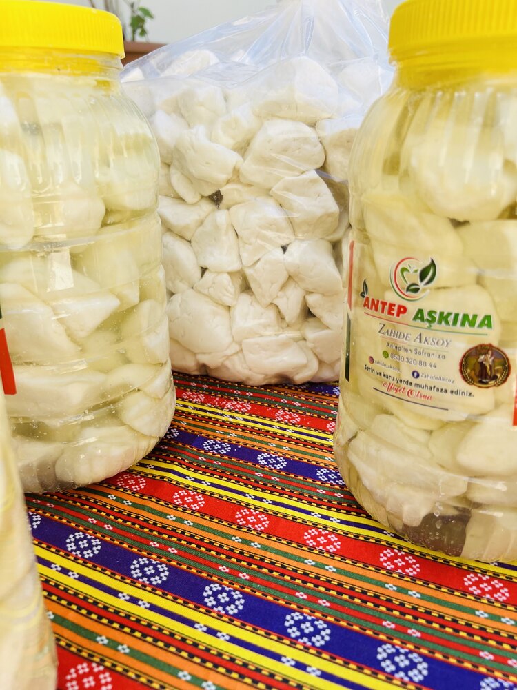 1 kg Tam yağlı keçi Antep  peyniri
