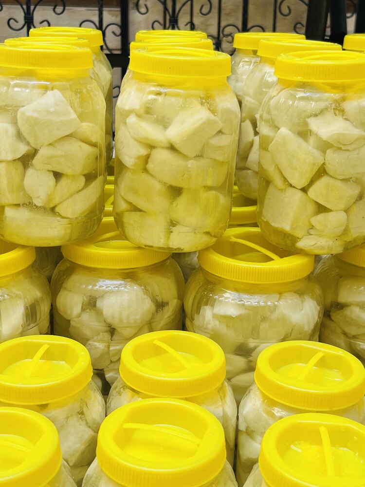 Antep peyniri 1 kg inek sütü ile hazırlanmıştır