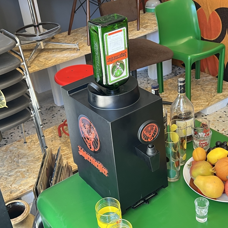 Jägermeister Profesyonel Soğutucu Shot Dispenseri