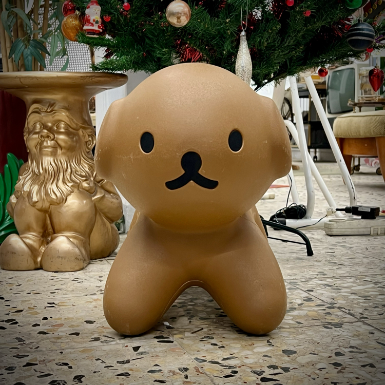 Mr. Maria 'Snuffy' Sitter 