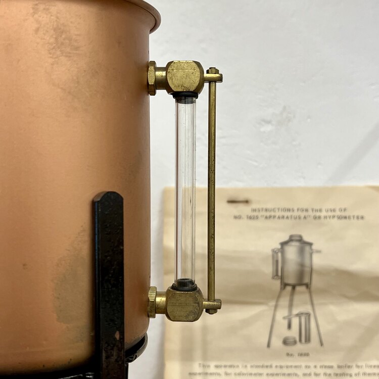 William M. Welch Scientific Co. '1625' Hipsometre
