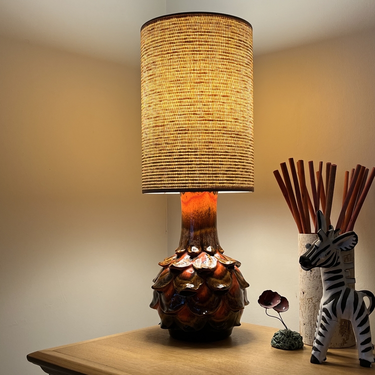 Aro Leuchten Fat Lava Ceramic Table Lamp