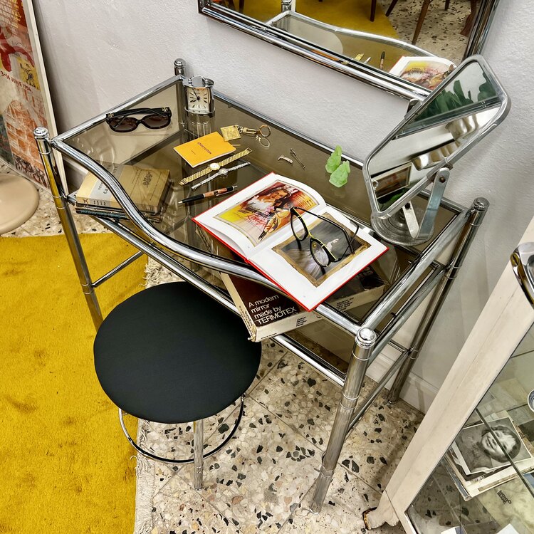 Mid Century Krom Aynalı Makyaj Masası ve Tabure Takımı 