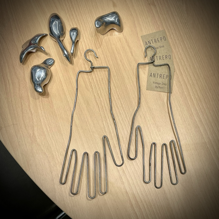 Industrial Wire Glove Hanger 