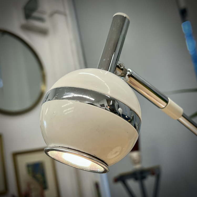 Space Age 'Touch Dimmer Control' Desk Lamp