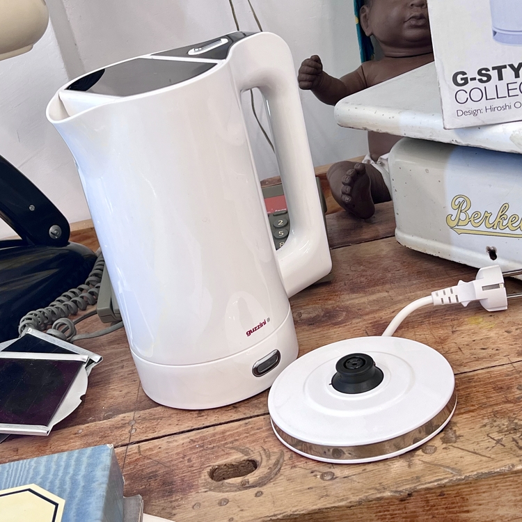 Guzzini G-Style Kettle