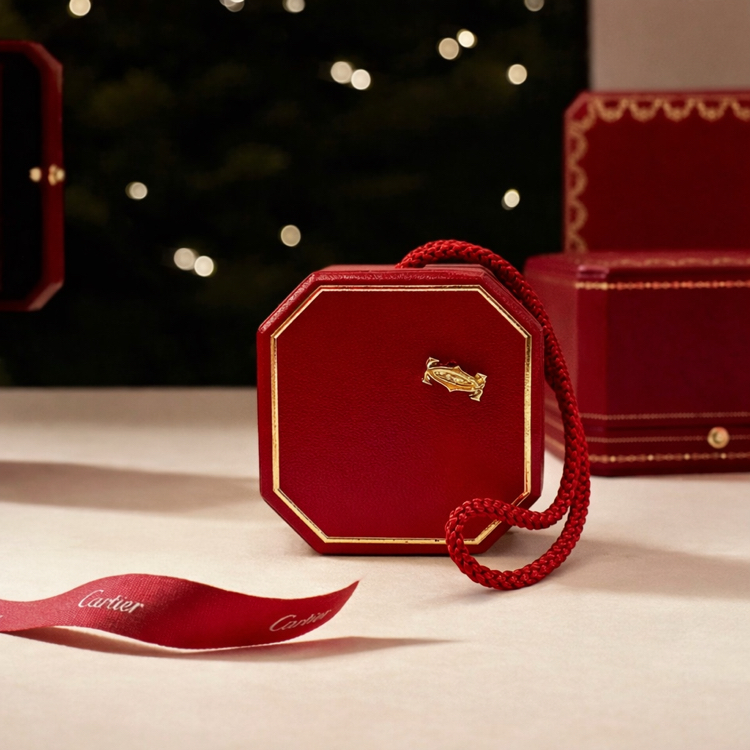 Cartier 'La Vie en Rose' Octagonal Vintage Music Box 