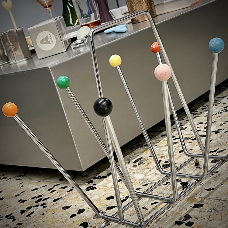 Vitra Sputnik Magazine Rack