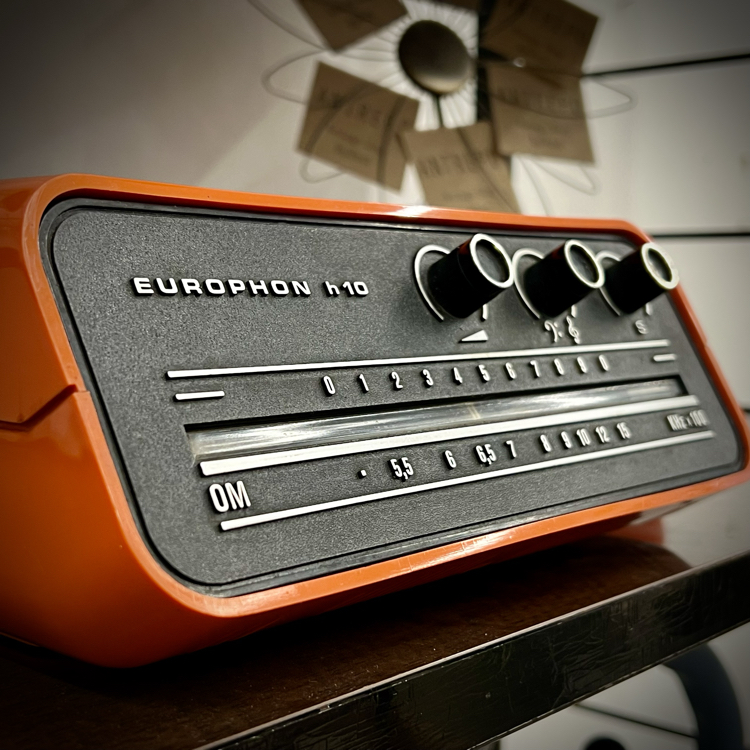 Europhon H10 Space Age Clock / Radio 