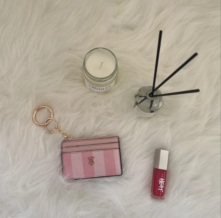 Vs Pink Kartlık