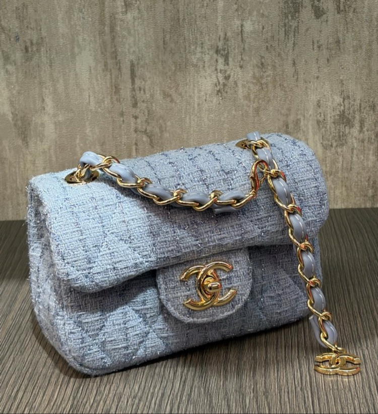 Chanel Mavi Çanta