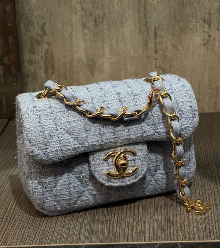 Chanel Mavi Çanta
