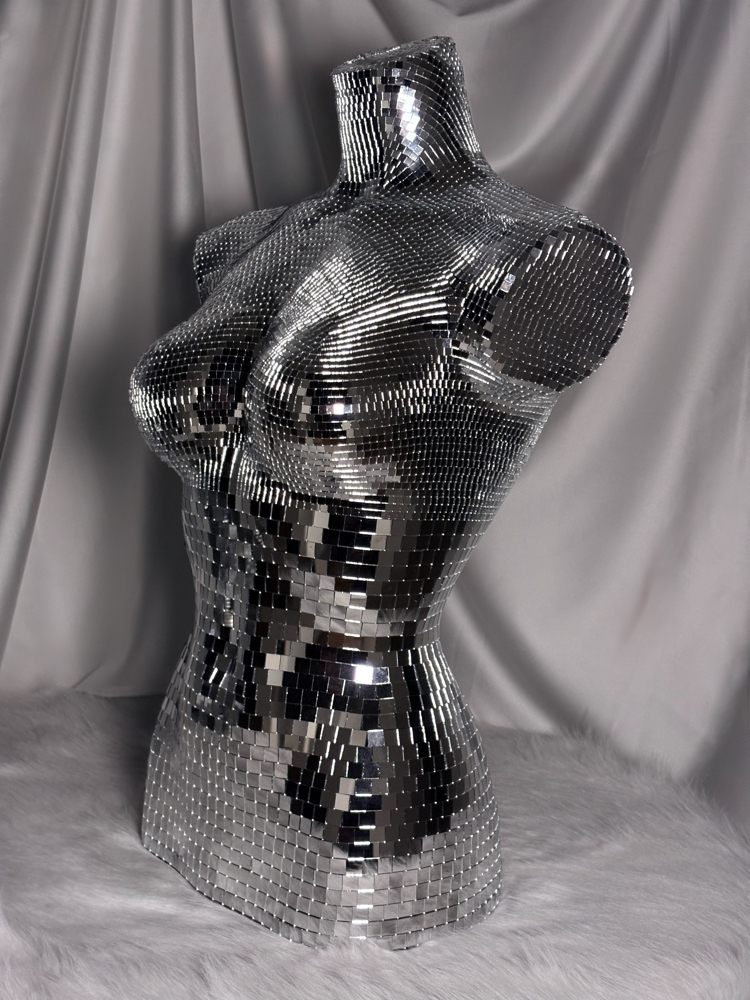 Disco Mirror Bust – Kadın Büst