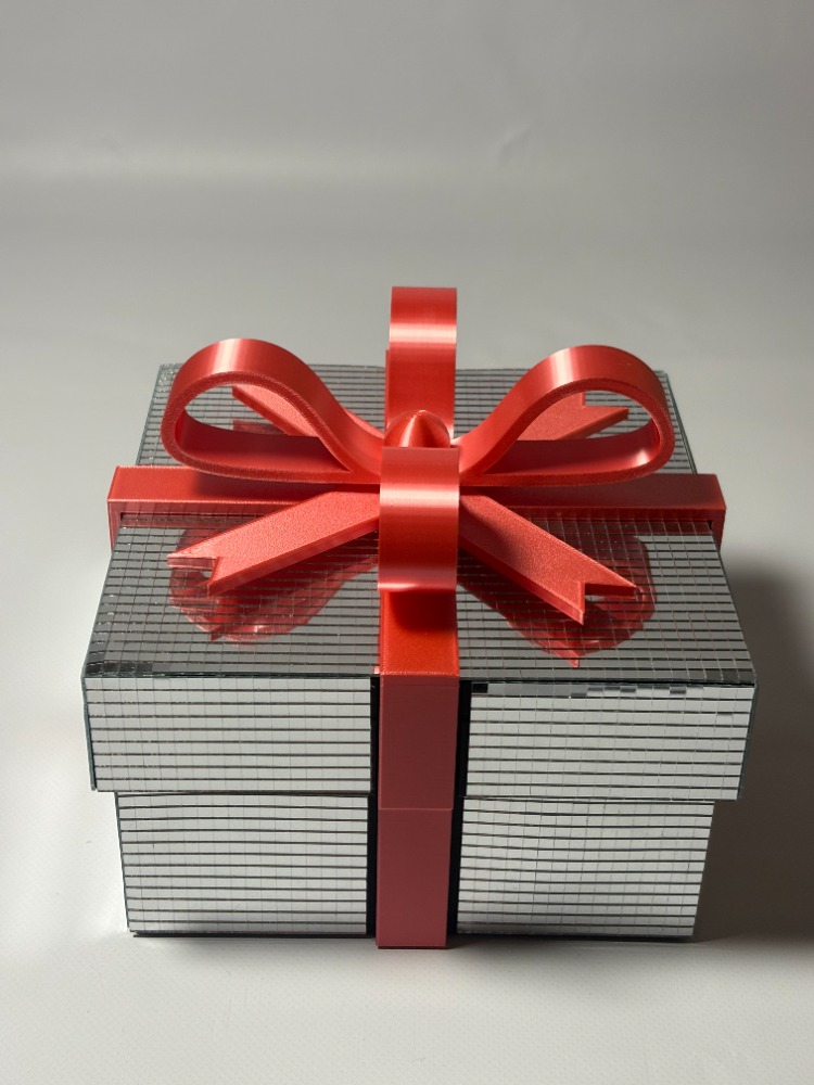 Gümüş Dekoratif Disko Hediye Kutusu 20 cm