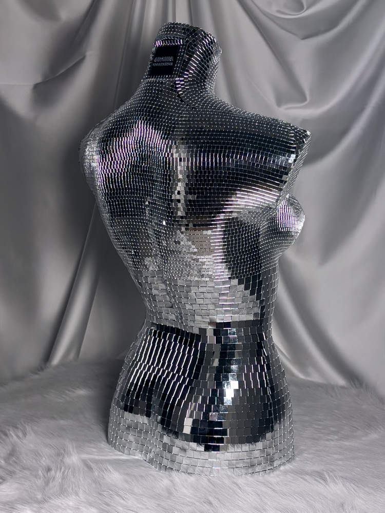 Disco Mirror Bust – Kadın Büst