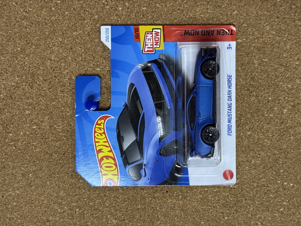 Ford Mustang Dark Horse