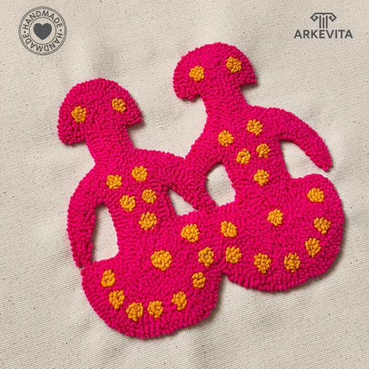 İkiz İdoller Pembe – Hand Made Punch Kanvas Çanta