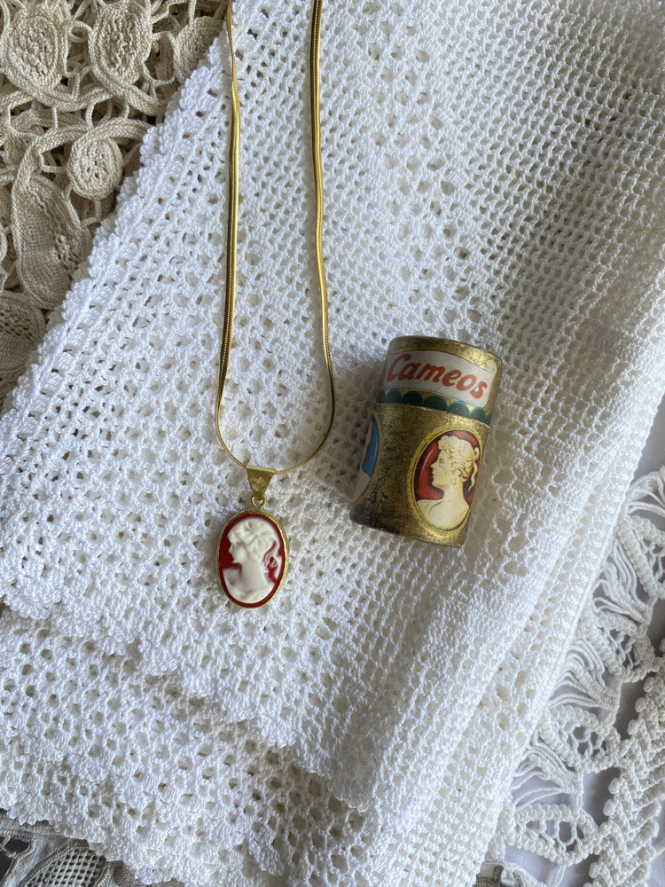 Cameo kolye